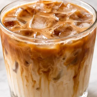 Iced Brown Sugar Espresso Latte - brown sugar latte - Discover the ultimate Iced Brown Sugar Latte recipe. Easy to make at home with shaken espresso and homemad