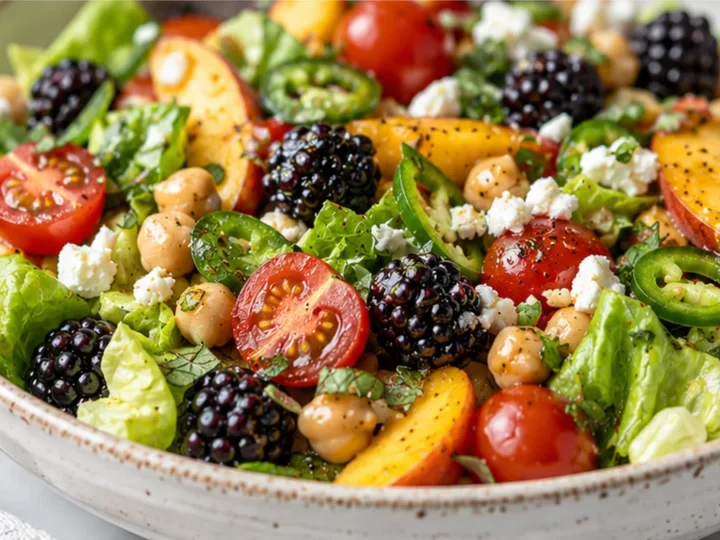 ️ Fresh Herb & Goat Cheese Salad Explosion!