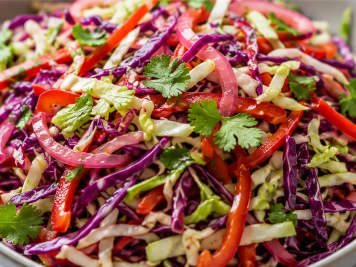Crunchy Asian Slaw: Fresh & Flavorful!