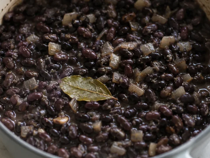 Easy Homemade Black Beans: Flavorful & Simple!