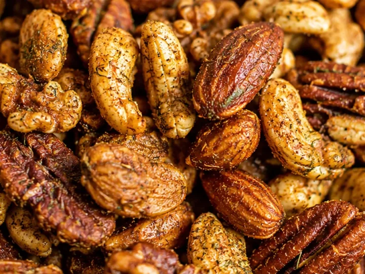 Addictive Ranch Roasted Nuts Recipe!