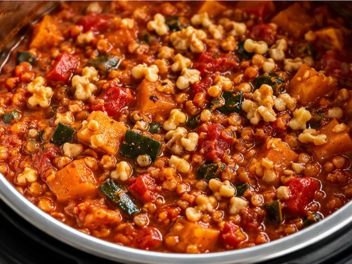 Instant Pot Pumpkin Walnut Chili