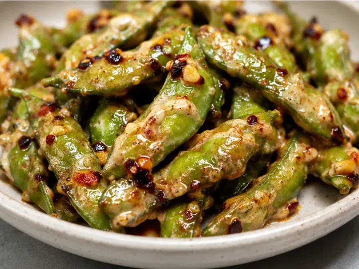 Kickin’ Chili Crisp Edamame Snack!